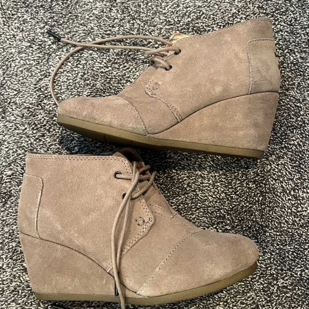 Tom’s Wedges 6.5w